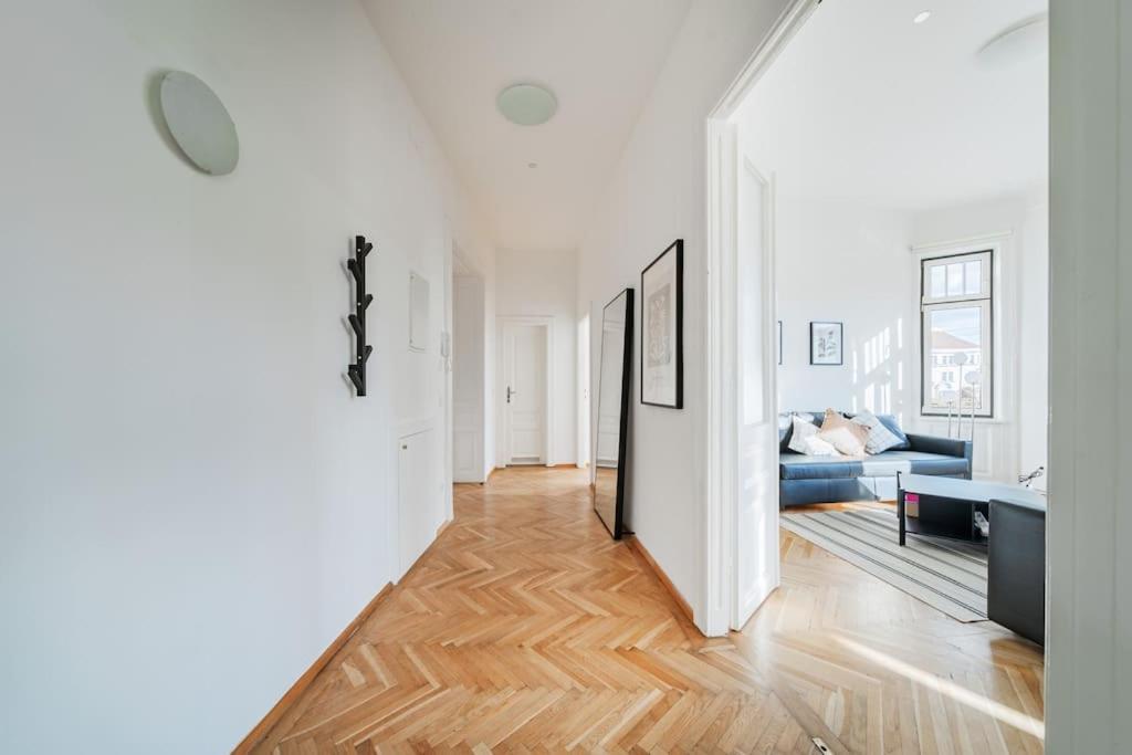 City Chic #11 Wenen Buitenkant foto